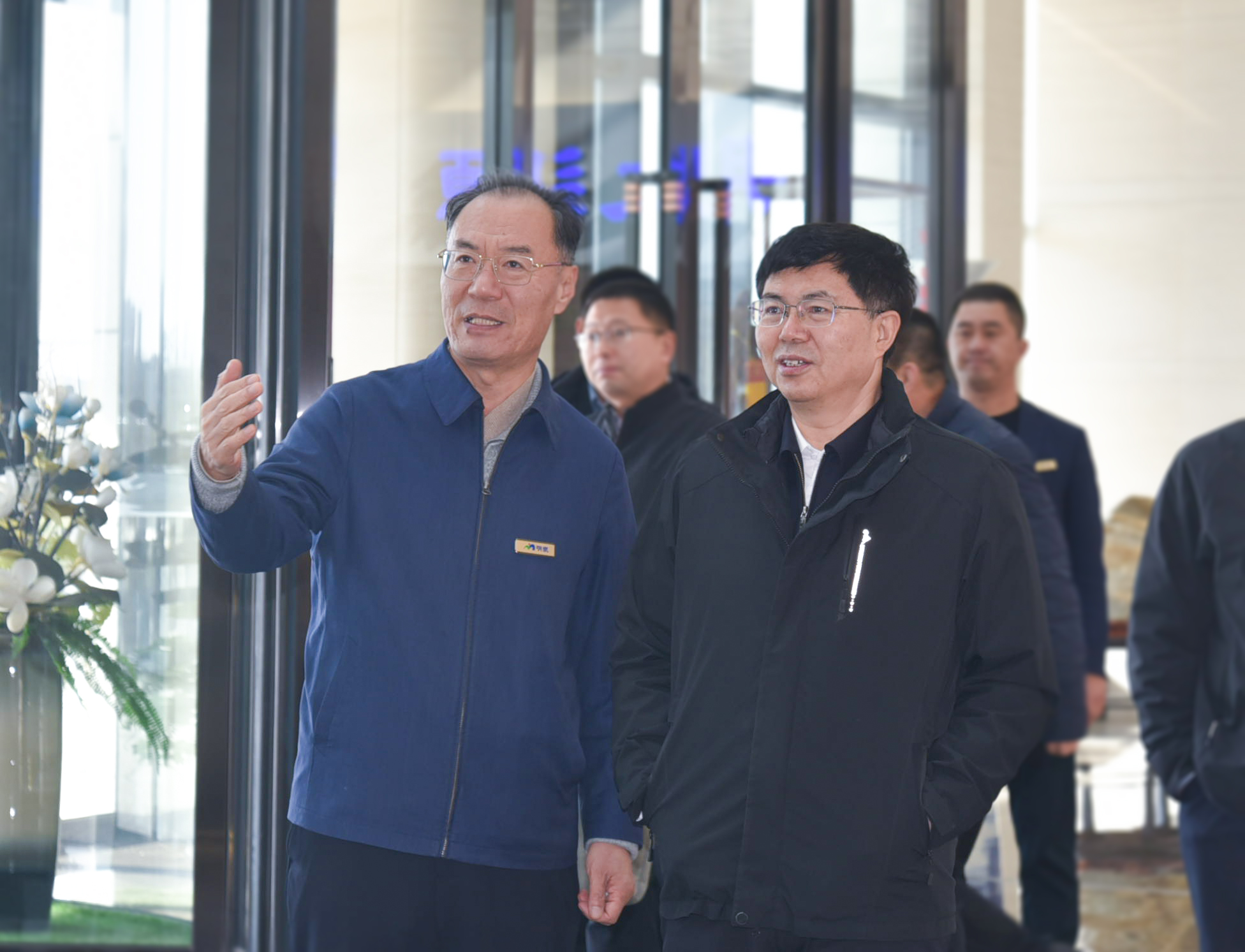 共绘全面合作新蓝图——时博在线平台与山东农业大学共探产研合作新路径